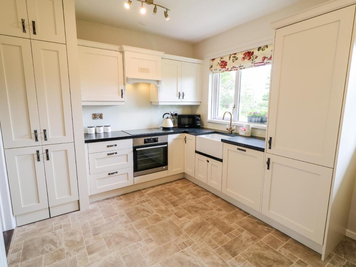 Glebe Farm Cottage 纽里 外观 照片