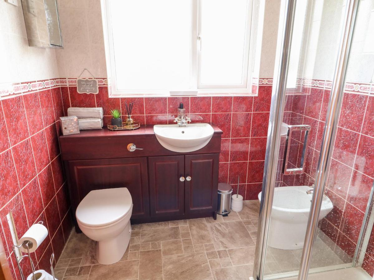 Glebe Farm Cottage 纽里 外观 照片